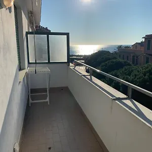 https://colombo-6-confortevole-in-centro-a-moneglia.hotelitalianriviera.com