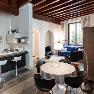 Apartment Rosa Luxury, Verona