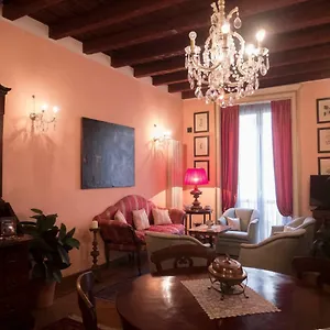 Broletto 26 Apartment Milan